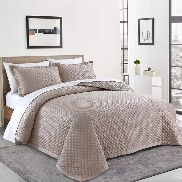 Diamond Bedspread Set