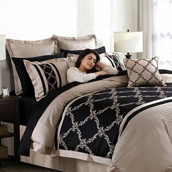 Majestic Embroidered Quilt Cover Set