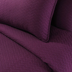 Plum Bricks Bed Spread Set