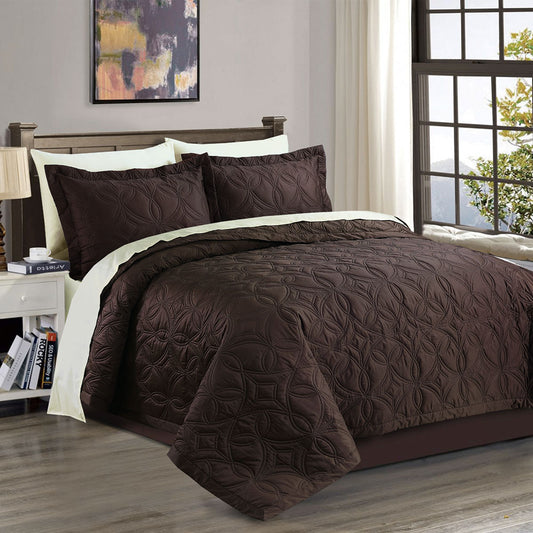 Tracery Quilted Bed Spread Set