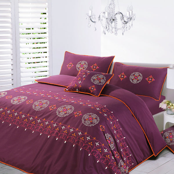 Crossil Embroidered Quilt Cover Set