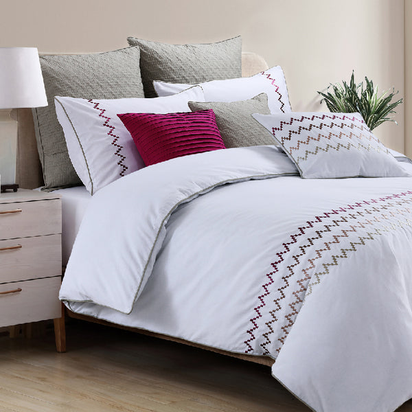 Zig Zag Embroidered Quilt Cover Set